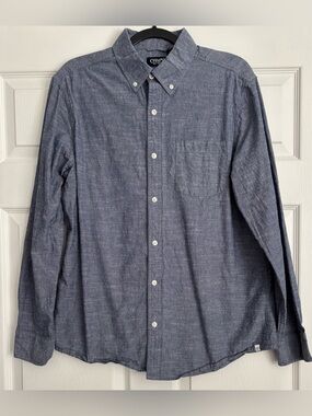 Chaps Men's Navy Cotton Cross Weave Chambray Button-Down Shirt, M